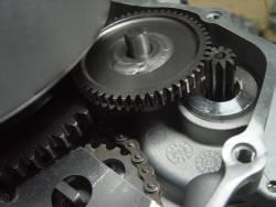 Chapter 6 Alternator/Electrical Equipment Starter Gear STARTER IDLE/DRIVEN GEAR REMOVAL Remove the starter idle gear. Remove the set plate.