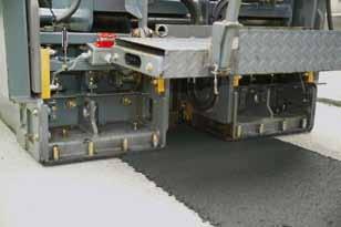 Compacting System - Vibrators Reduction in Width - Once mounted, the system for pave width reduction allows infinite variation of the pave width from 1.1m to 0.5m.