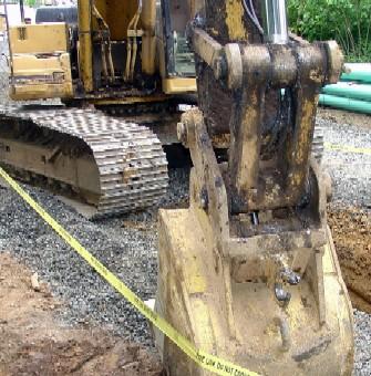 INTRODUCTION On Friday, June 10, 2005, a 40-year-old pipelayer was fatally injured when a hook on a quick coupler in a rigging system under heavy tension failed, causing the rigging to suddenly snap