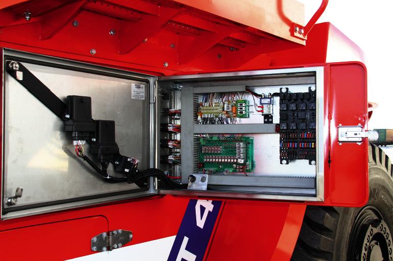 ELECTRICAL SYSTEM All components are positioned for easy and fast maintenance All electric boxes are in stainless