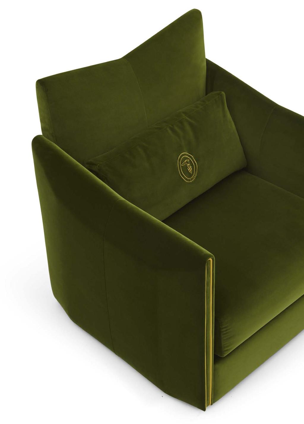 18 MARYL BERGERE Armchair, DLS (POL2) Bisanzio C 051 cover with Nuvola Extra 192 leather piping,