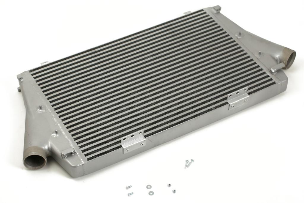Installation instruction do88 Intercooler for SAAB 9-3SS/SC 2,8 V6 Turbo This instruction shows how to replace the OEM intercooler with this performance intercooler.