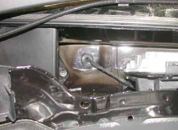 protective rubber plug of coolant reservoir Wiring harnesses of heater, heater control 6 7 Wiring