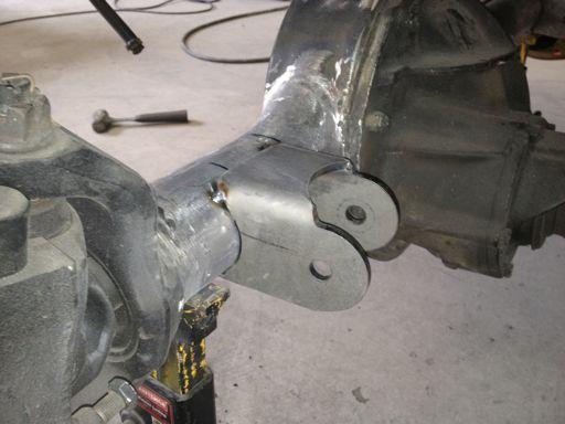 19. Mock up the single upper control arm mount (may require fabrication or purchase of an axle bridge for over the diff housing). Do not weld entirely to a cast diff housing, it will not hold.