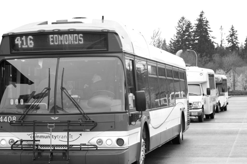 Bus Systems Community Transit, Everett Transit and Sound Transit are Snohomish County s primary providers of public transportation.