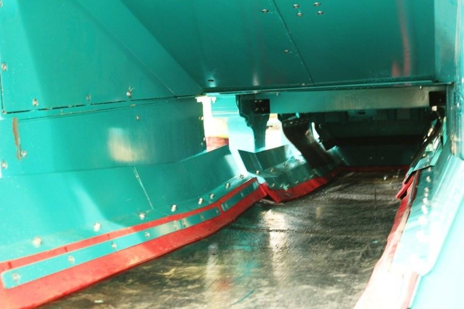 Product Conveyor Conveyor type: Design: Troughed belt conveyor Hydraulic raise & lower facility to aid rebar removal & transportation.