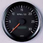 applications. Nonresettable engine hourmeter is displayed in LCD windows. Suitable for most petrol and diesel engines.