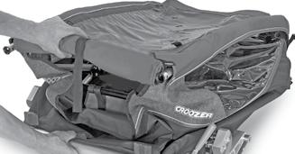 Transporting Your Croozer Transporting Your Croozer The Croozer can be folded to a compact size for transport.. Before folding, make sure the Croozer is completely empty.