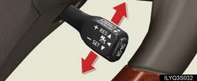 Accelerate or decelerate to the desired speed, and then push the lever down. To increase speed: push the lever up.