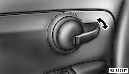Power Door Locks If Equipped A power door lock switch is incorporated into the driver door handle. Push or pull the handle to lock or unlock the doors and liftgate.