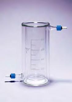 0 59 10 Beakers, jacketed l Useful for maintaining samples at a constant temperature l With integral jacket through which a temperature controlling medium can be circulated l Manufactured from heat