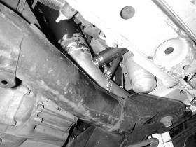 Connect the 3/4 and 3/8 hoses to the intake pipe and secure with