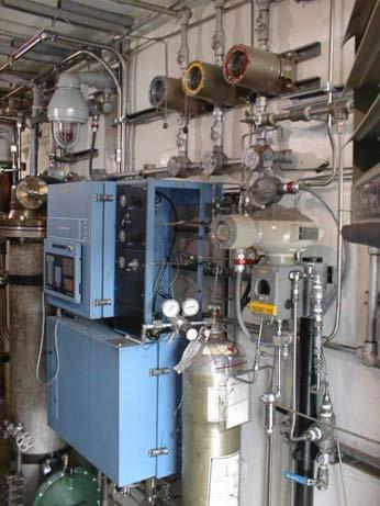 heater, low-pressure separator for vapour-liquid separation,