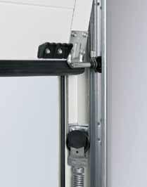 Sectional doors up to 3000 mm wide and 2625 mm high include the proven tension spring technology as standard.