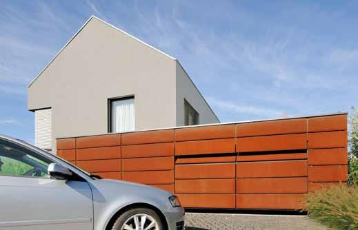 The door basis for facade cladding is a Hörmann industrial sectional door ALR F42 with an aluminium