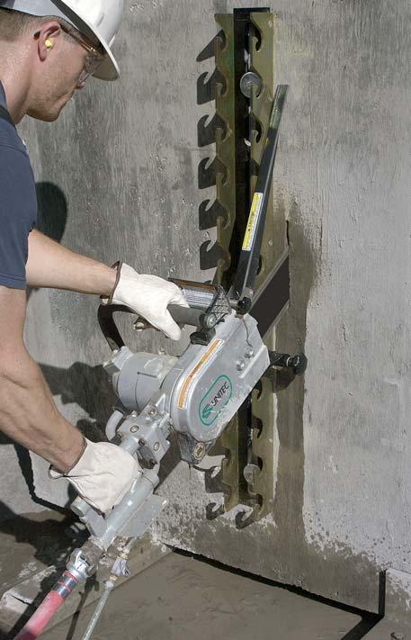 Optional SpeedHook guides saw for straight cutting (see page 26). Model No.