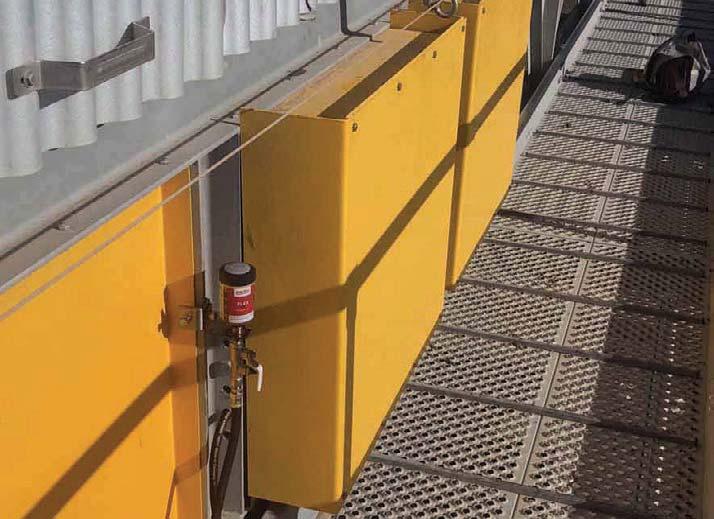 examples Application Conveyor pulley bearing Lubricator perma FLEX125 Installation kit Direct mount