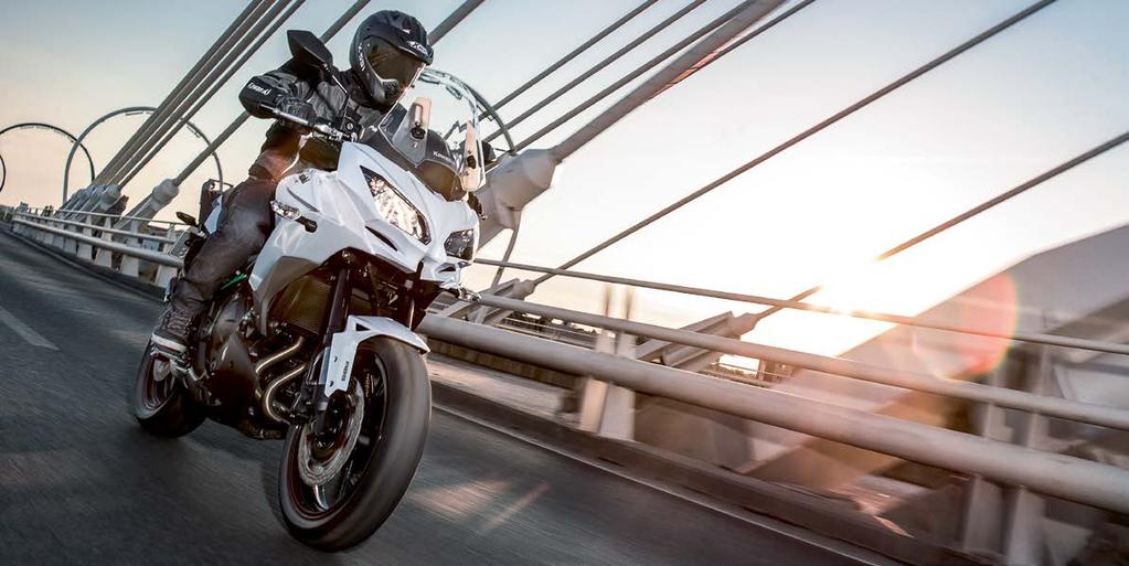 VERSYS 650 ALL ROADS, ONE BIKE. FROM URBAN STREET RIDING TO THE FREEDOM AND CHALLENGES OF THE OPEN ROAD, THE VERSYS 650 IS READY TO GO ANYWHERE.