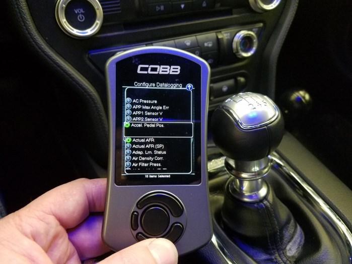 DATALOGGING PROCEDURE 1 2 With the accessport connected to the vehicle, navigate to the Gauges screen.
