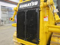 Operator Environment The cab of the D65EX/PX/WX-18 utilizes viscous cab mounts, reducing noise and vibration for the operator and also features a