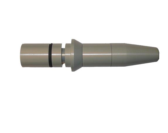 Pos. 001 Lighting kit for dry ice blasting gun Compact torch LED light 160 lumen, 160 cm (63 in) Up to 25 hours battery life Length: 10.6 cm (4.