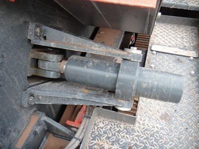 Wedge Lower Hydraulic Cylinder Wedge Upper The wedges