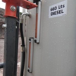 Fuel Tank 660 litre (174 US Gal) Fuel Tank Mounted at the front of the machine for easy refuelling access
