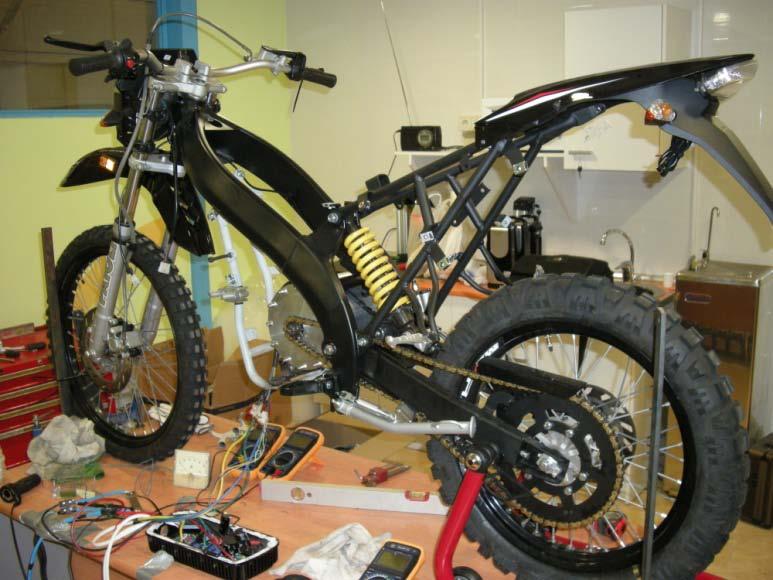 Project: Design and manufacturing of a prototype of an electric motorcycle with braking