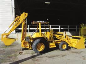 CAPACITY, PERKINS DIESEL, AUTO TRANSMISSION, 2-STAGE MAST W/SIDE SHIFT & 12 X54 FORKS, HOUR METER READS: 2,326 HRS, DUAL PNEUMATIC TIRES, NEW PAINT, S/N: S-UZ-14878 1978 TAYLOR TE180S FORKLIFT,