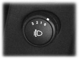 Battery Saver (Automatically turns off the lights) To avoid discharging the battery, if the tail lamps are on after the ignition key is removed, a buzzer will sound to alert the driver when the