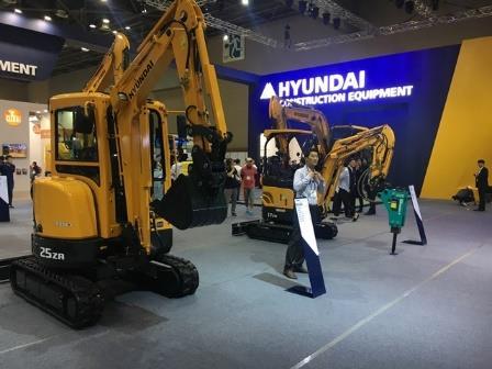 Hyundai Heavy Industries Hyundai, with the second