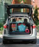 The standard 60/40 split rear seat folds down, providing a flat load floor on C-MAX Hybrid. And cargo space is abundant up to 1,489 litres (52.6 cu.