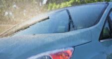 1 Rain-sensing windshield wipers 1 can be set to operate automatically whenever moisture is detected.