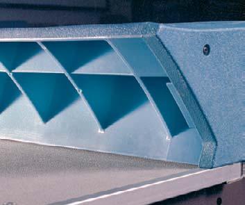 ➊ For maximum rigidity, the specially designed attaching clamp provides a steel-to-steel connection of the module to the 14-gauge galvanized steel nose beam.