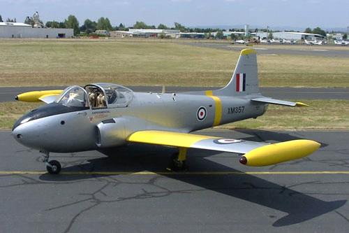 Jet Provost T3 In June 1957, an order was duly placed for the first 40 of the developed Jet Provost T3, featuring a more powerful Armstrong Siddeley Viper jet engine, ejector seats, a redesign of the