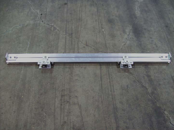 Rear sub rail clip Inside of side rail shown Front sub rail clip Rear sub rail