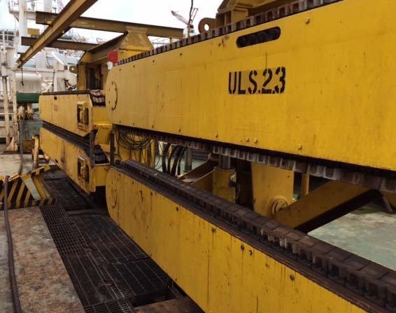 15.) 3 x 37,5 tons tensioners Make Caterpillar 3 x 3 track 35 tons