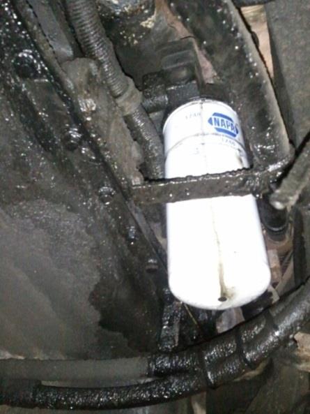 Oil and Grease Leaks Lubrication and Leaking Fluids 396.5 All CMVs must be properly lubricated and free from oil or grease leaks.