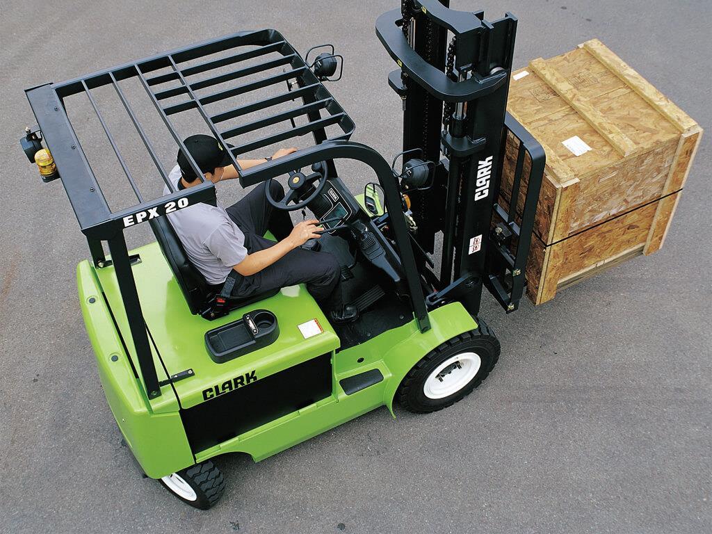 2002 The EPX20/30 Series electric lift truck is