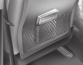 Varnostne značilnosti vašega vozila OUB031009 Žep na naslonjalu (če je na voljo) Na hrbtni strani voznikovega in sopotnikovega sedeža je žep za odlaganje.