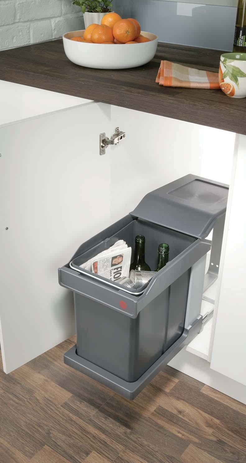 300 SOLO WASTE BIN For door front fixing cabinets, for screw mounting to shelf and door front.