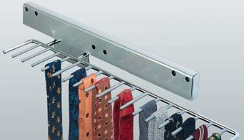 TIE RACK, EXTENDING FOR 17 TIES For right and left hand use