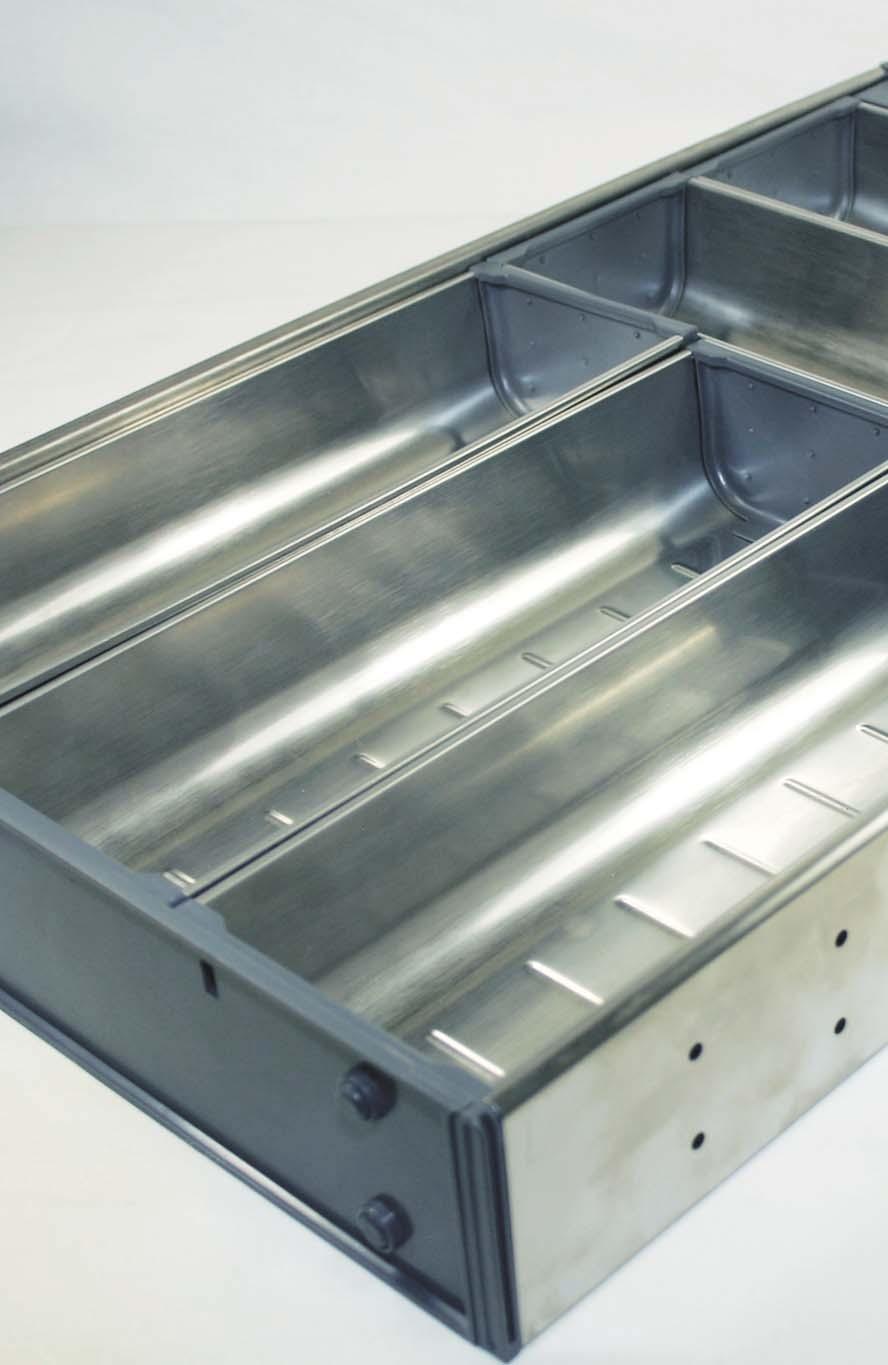 STAINLESS STEEL CUTLERY TRAY Designed for all Nova Pro drawers with a length of 500