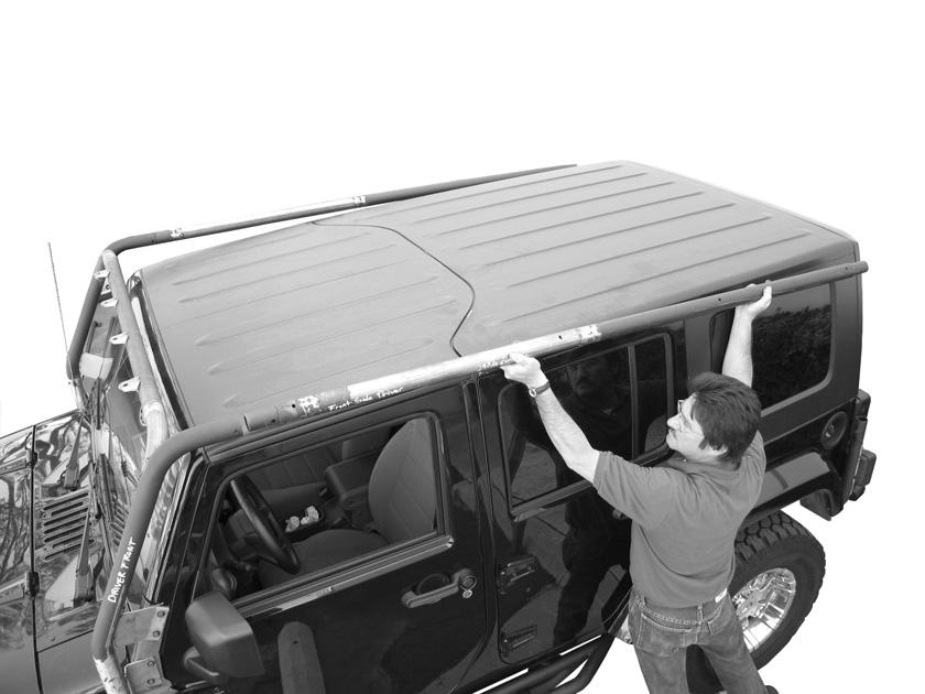 DO NOT TIGHTEN HARDWARE UNTIL ASSEMBLY IS FINISHED 5. OPTIONAL: If you decide to bolt the Roof Rack directly to the body of the vehicle, remove both taillights from vehicle at this time, (Figure 5).