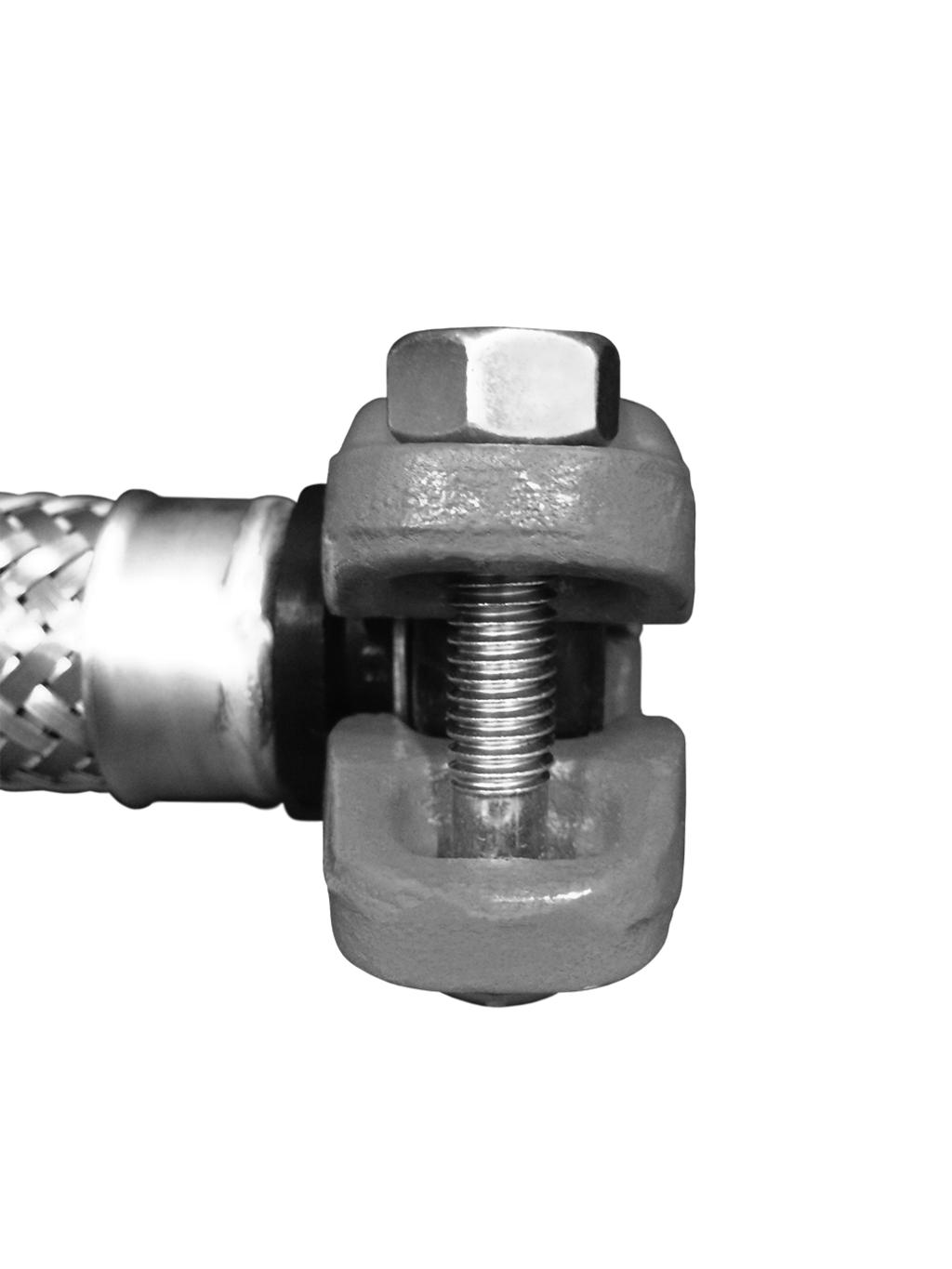 1-INCH/DN5 IGS CONNECTION TO THE SPRINKLER PIPING USING A SERIES AH1-CC-LP OR AH-CC-LP FLEXIBLE HOSE CORRECT - IGS Groove Profile INCORRECT - Orignal Groove System (OGS) Groove Profile The Style 108