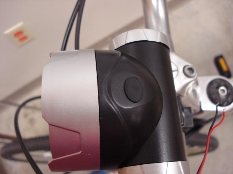 The PEEVS bicycle features an LED headlight that may be powered by the battery.