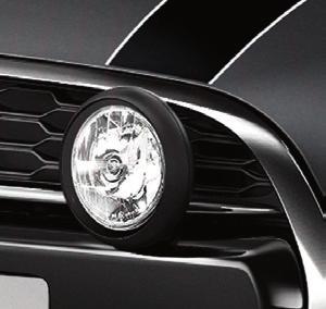 LIGHT UP YOUR LIFE. HALOGEN ADDITIONAL HEADLIGHTS * Available in chrome or black, the halogen additional headlights integrate perfectly with the design of the MINI Clubman.