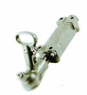 multi-faceted swivel coupling allowing maximum angulation for off road trailers.