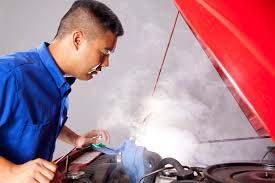 Engine Failure: What happens? How will you know? You may hear a loud bang and the noise may continue. You may lose power to the engine although you may still be able to drive.