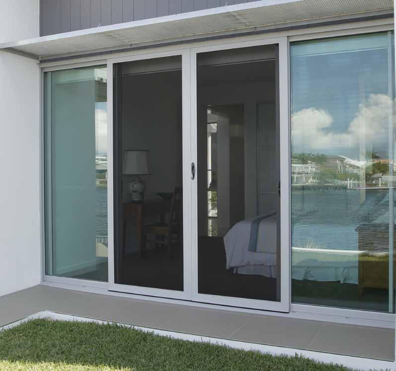 ClEARgUARd Security Testing PRODUCT FEATURES AND BENEFITS Security Door tested to Australian Standards AS5039-2008 See through screen doesn t block view Superior structural grade